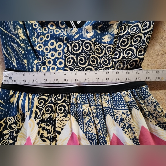 Maeve by Anthropologie Sporty Chevron Dress Size 2P - Picture 15 of 15